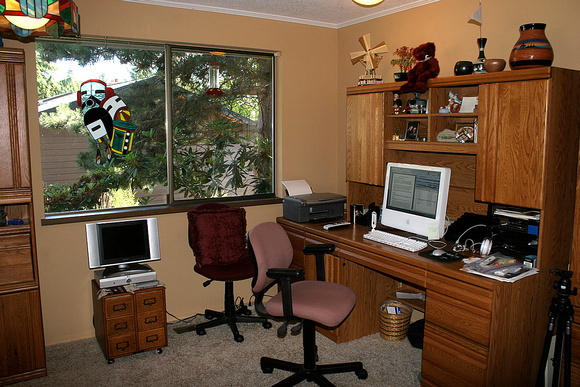 Office in front of house 2
